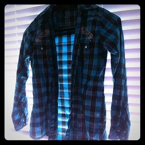 Long-sleeve button-up woman's blouse